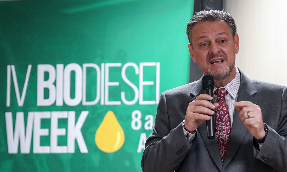 Carlos Fávaro fala sobre biodiesel